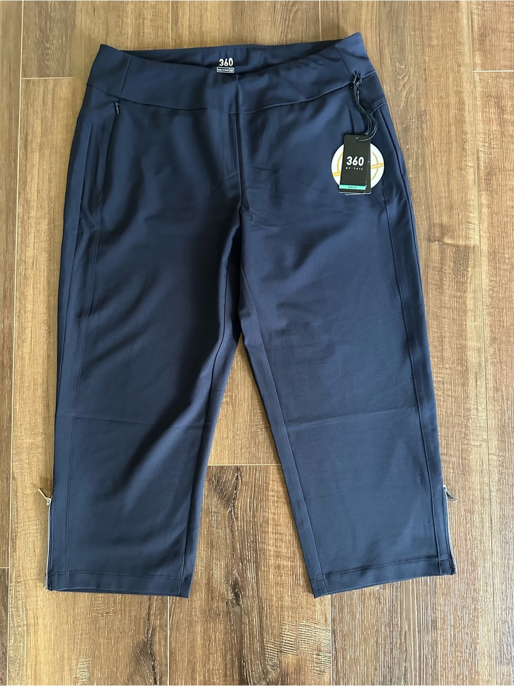 NWT 360 by Tail Capri Pants - Size 12